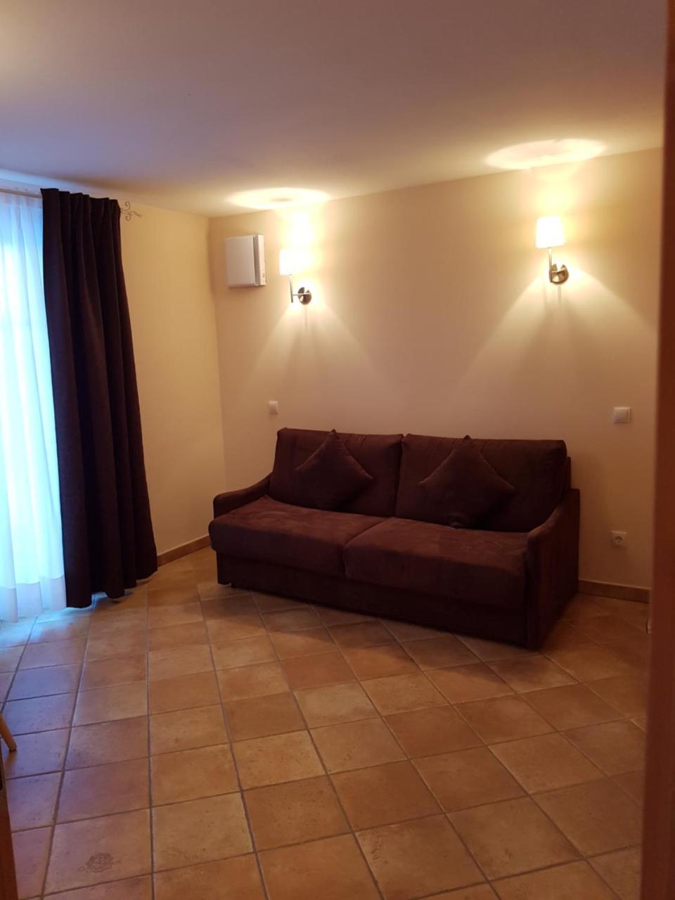 אפרטהוטל וילאבאסה Residenze Sonnenschein מראה חיצוני תמונה